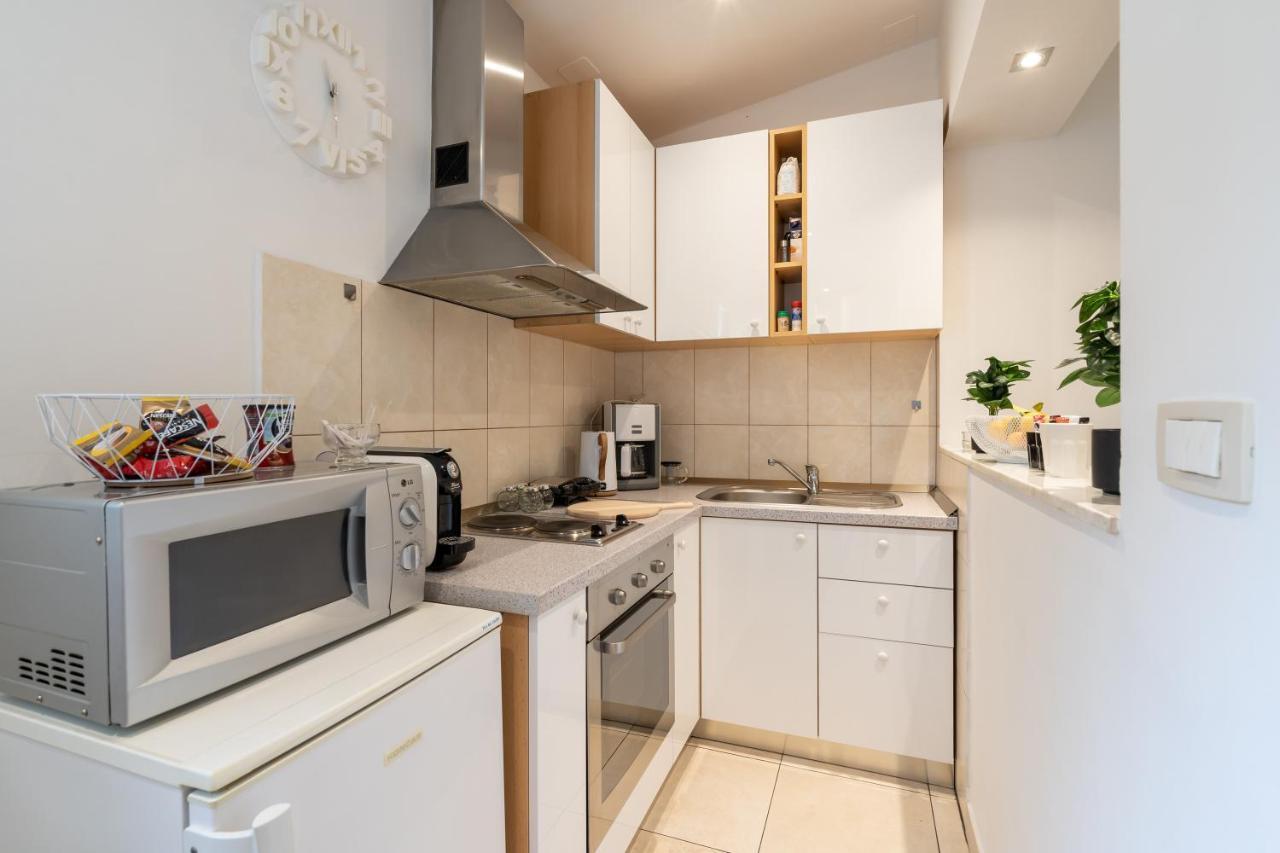 Studio Apartment La Luna Split Eksteriør billede