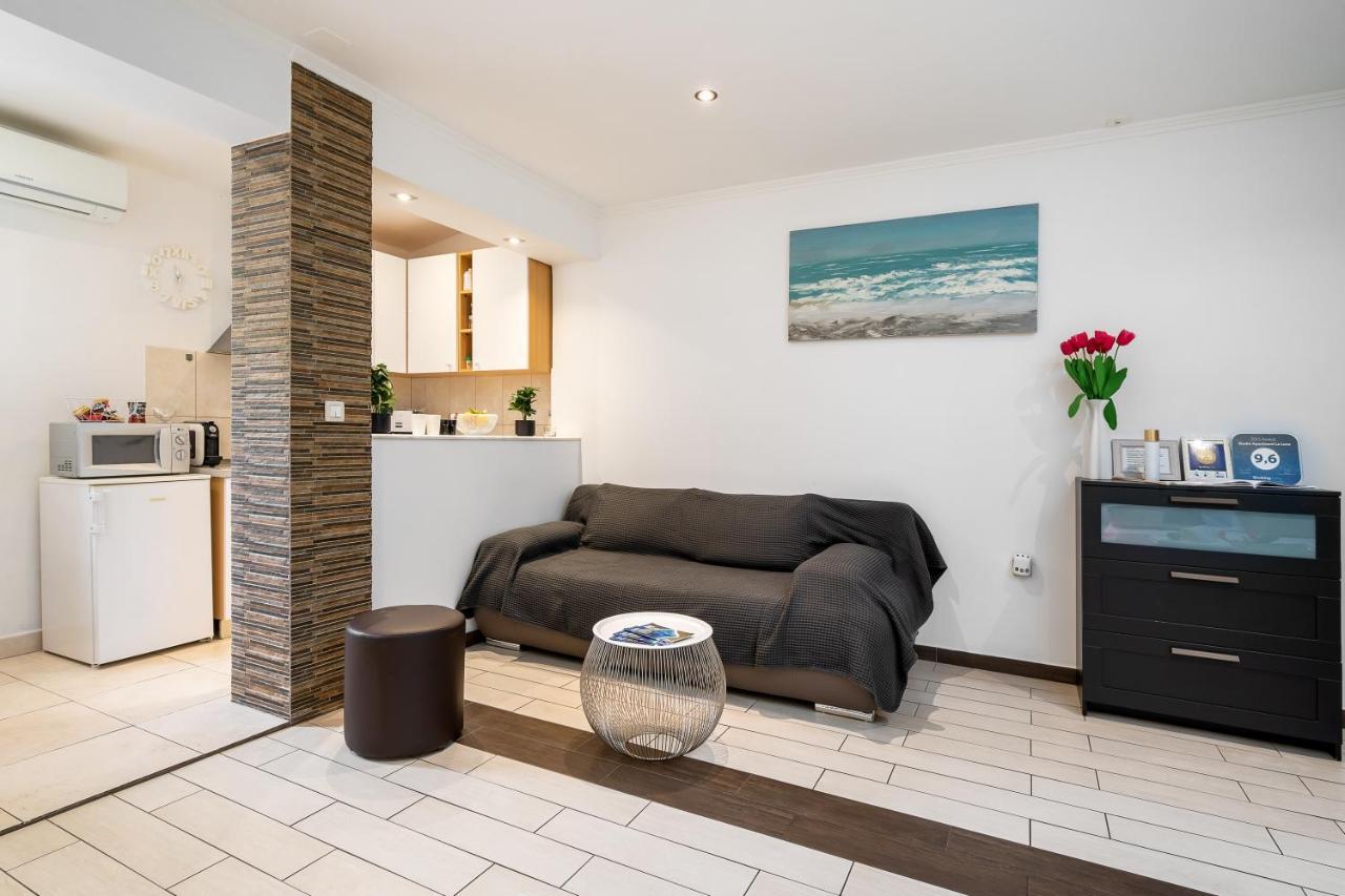 Studio Apartment La Luna Split Eksteriør billede